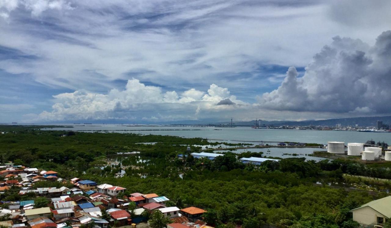 Bh Mangrove Condos Lapu-Lapu City Eksteriør bilde